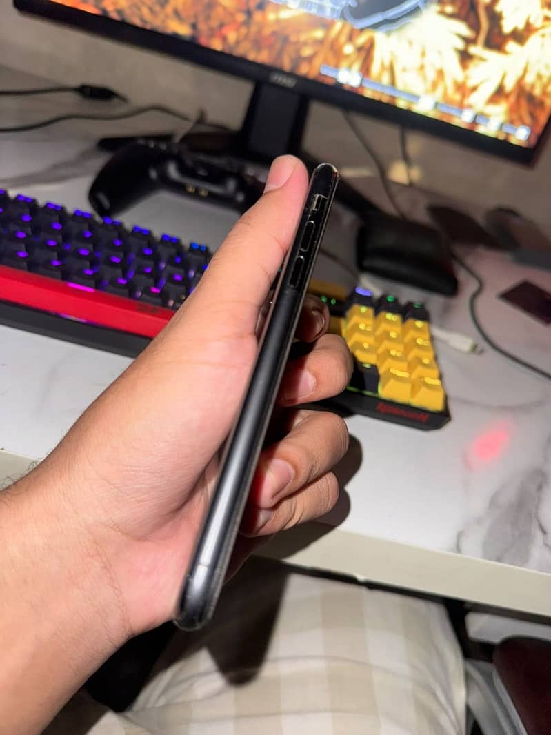 Apple iPhone XS 8