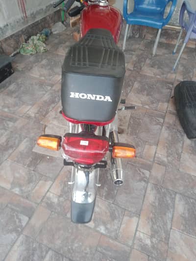 70cc Honda  just like new