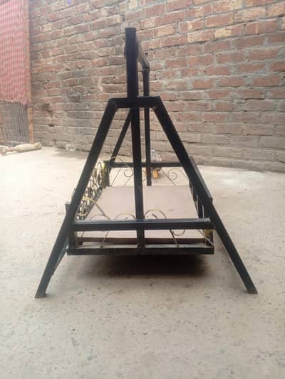 baby swing is very smoothly and conditions 10/8