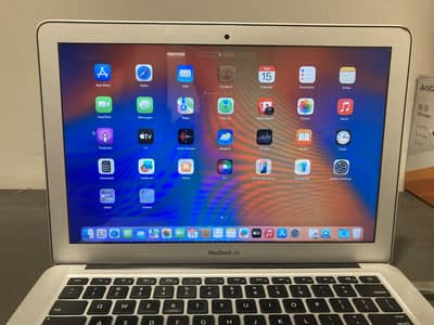 MacBook Air 4/256gb