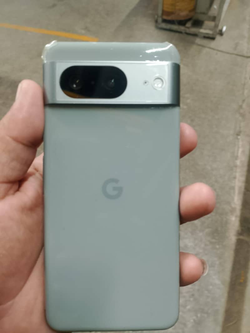 Google Pixel 8 1