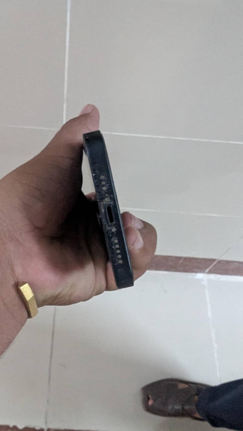 Apple iPhone 13 3