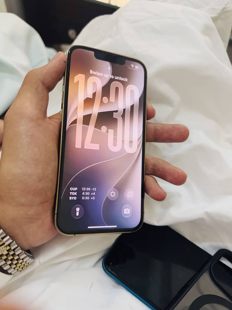 Iphone 13 pro jv 1