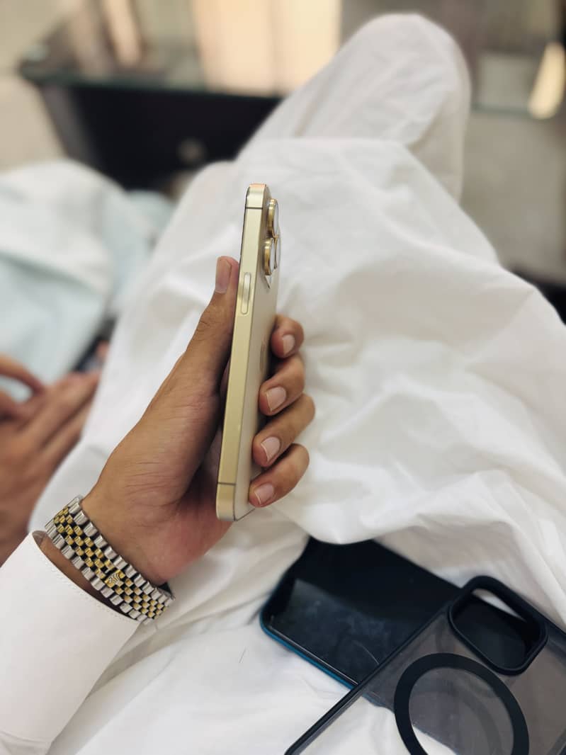 Iphone 13 pro jv 4