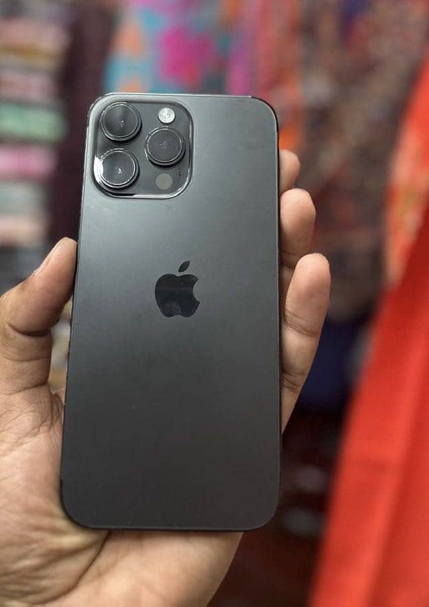 Apple iPhone 14 Pro Max 3