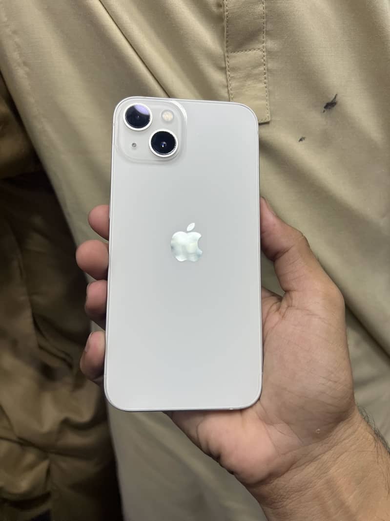 Apple iPhone 13 6