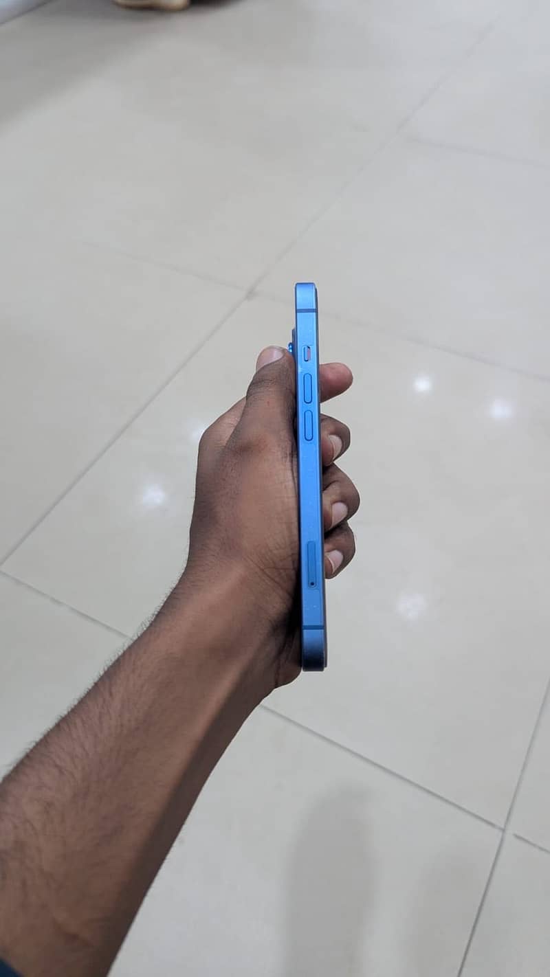 Apple iPhone 13 3
