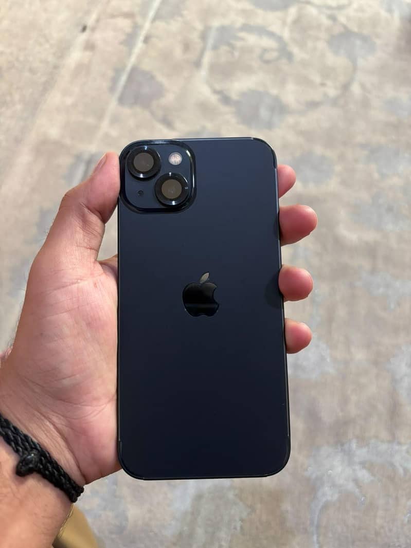 Apple iPhone 13 1
