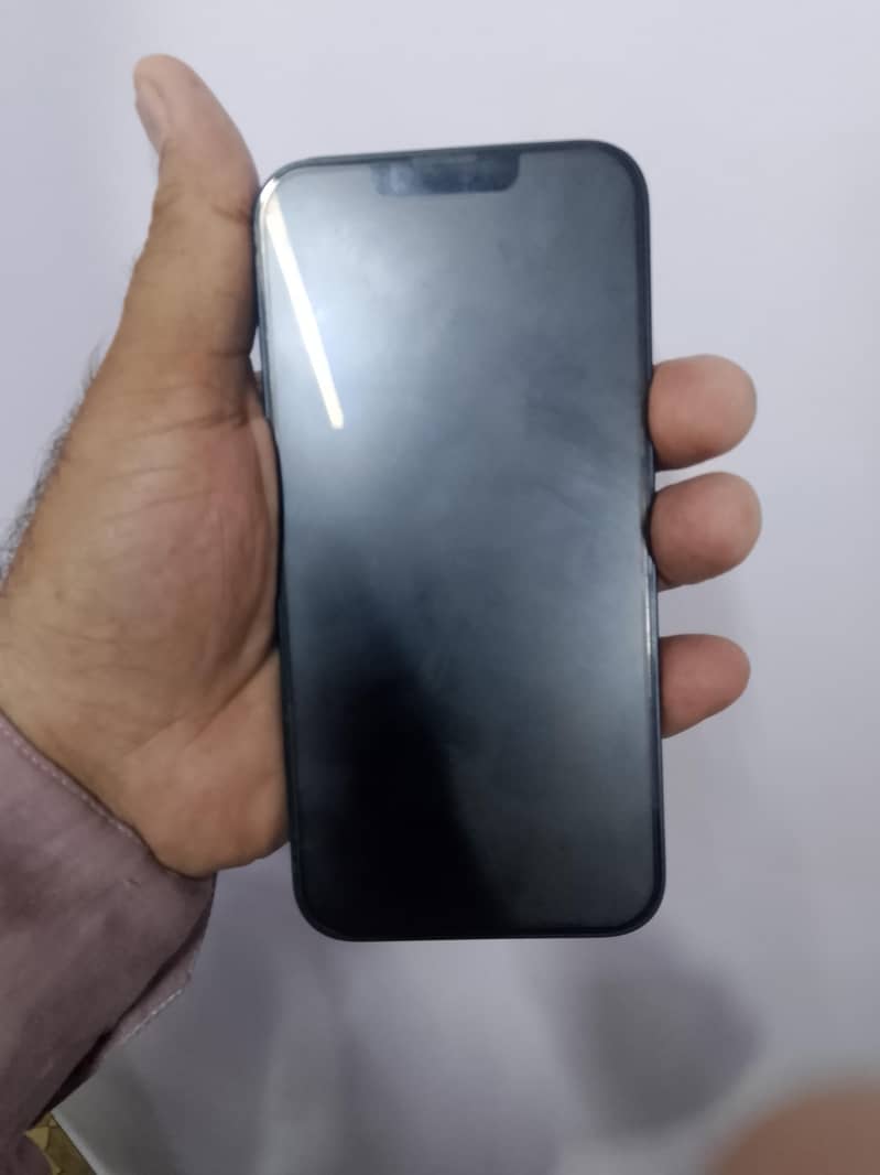 Apple iPhone 14 4