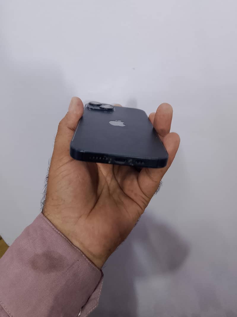 Apple iPhone 14 5