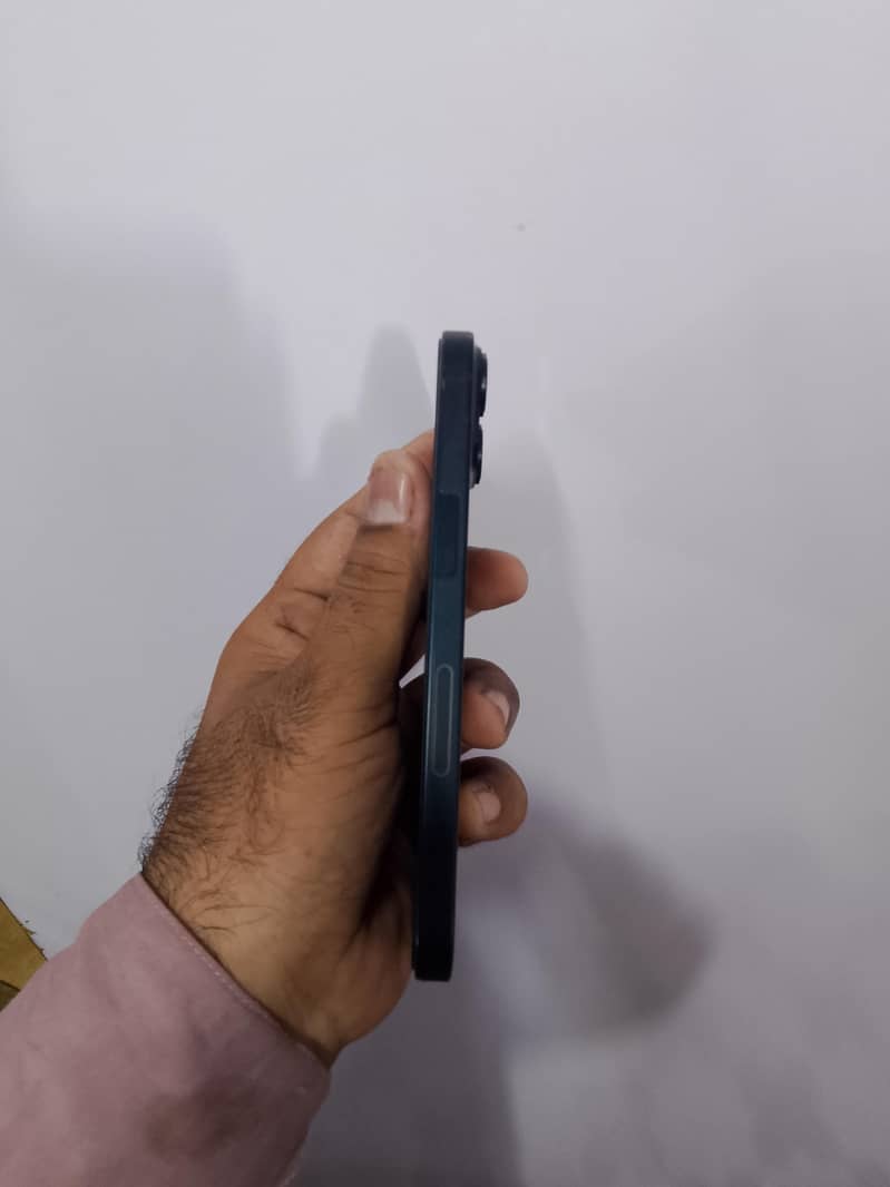 Apple iPhone 14 6