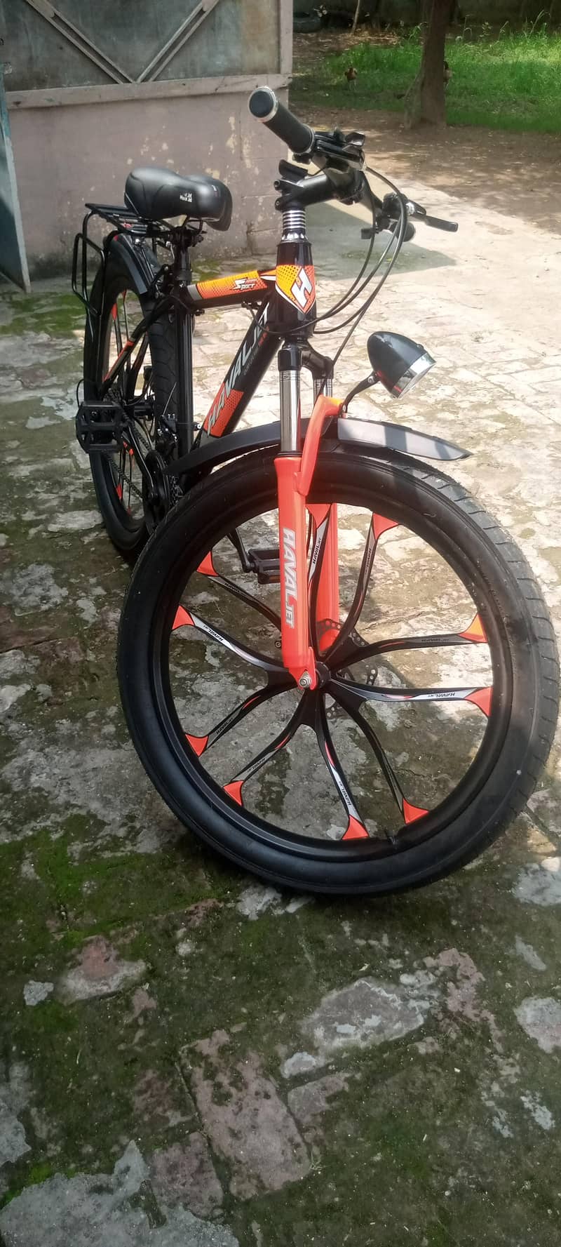 Avvel 1