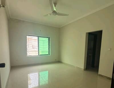 Get This Amazing On Excellent Location 1 Kanal House Available In PAF Falcon Complex