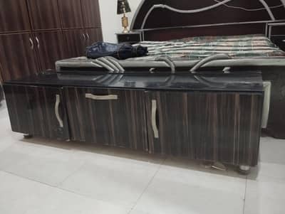 High Gloss Media Wall TV Unit.