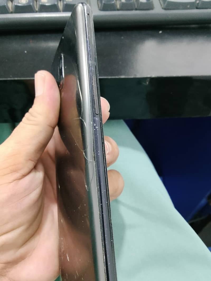 One Plus 6T 3