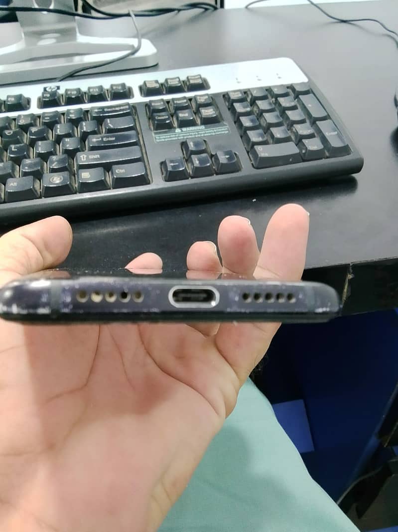 One Plus 6T 5