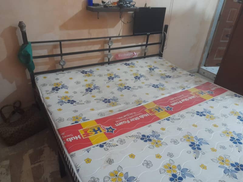 Iron bed 3