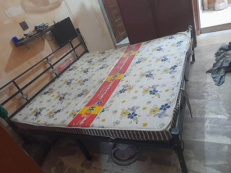 Iron bed 4