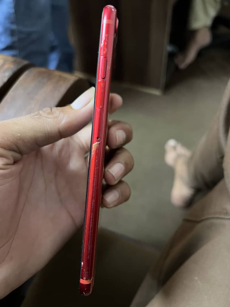 Apple iPhone 8 Plus 1