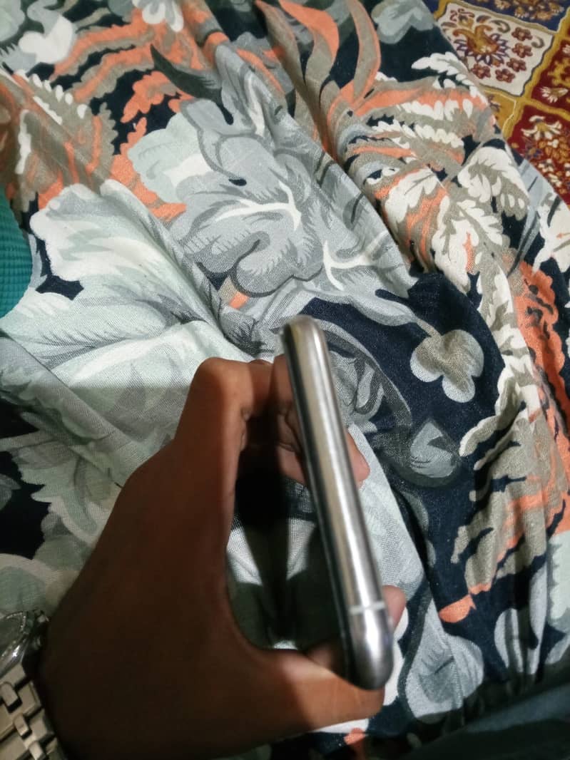 Apple iPhone 11 Pro Max 5