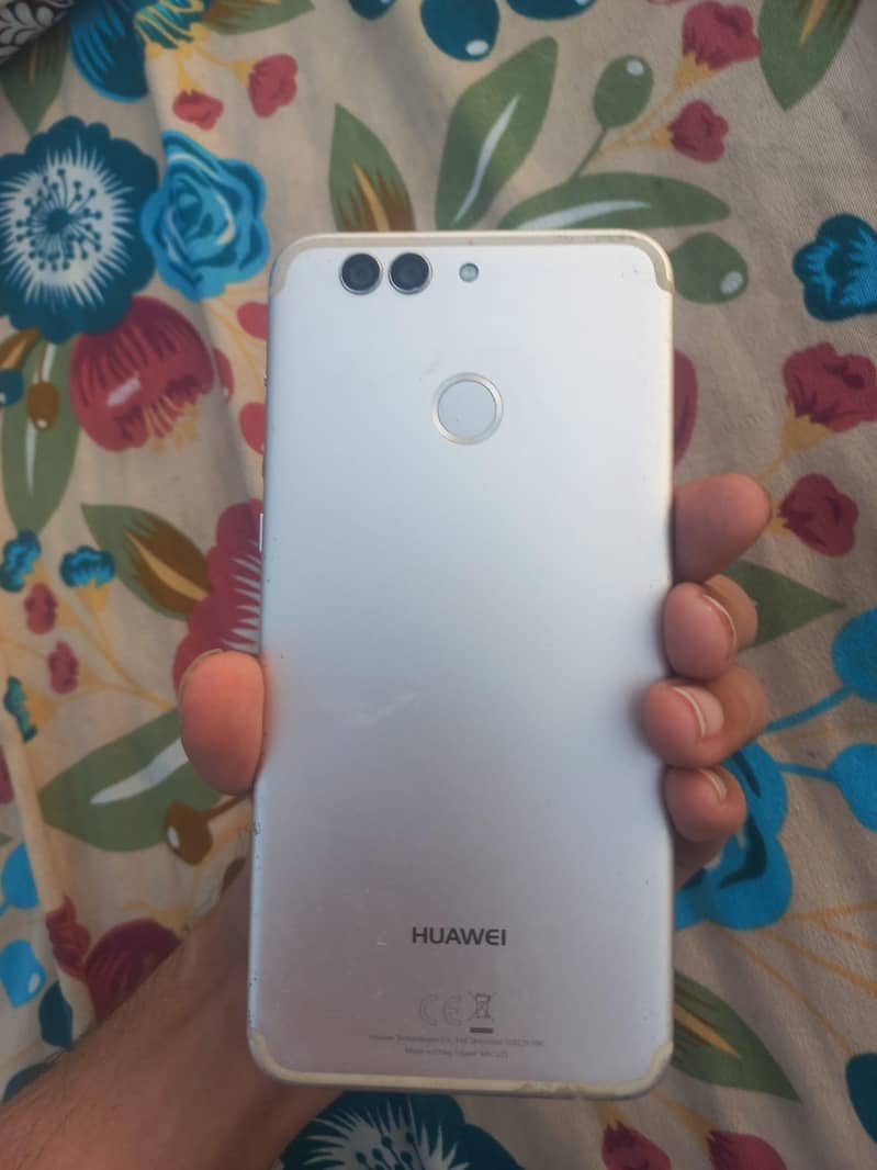 Huawei Nova 2 Plus 1