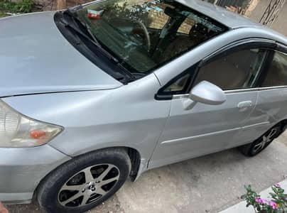 Honda City 2004 Automatic (i-DSI Vario) – Mint Condition & Home Used