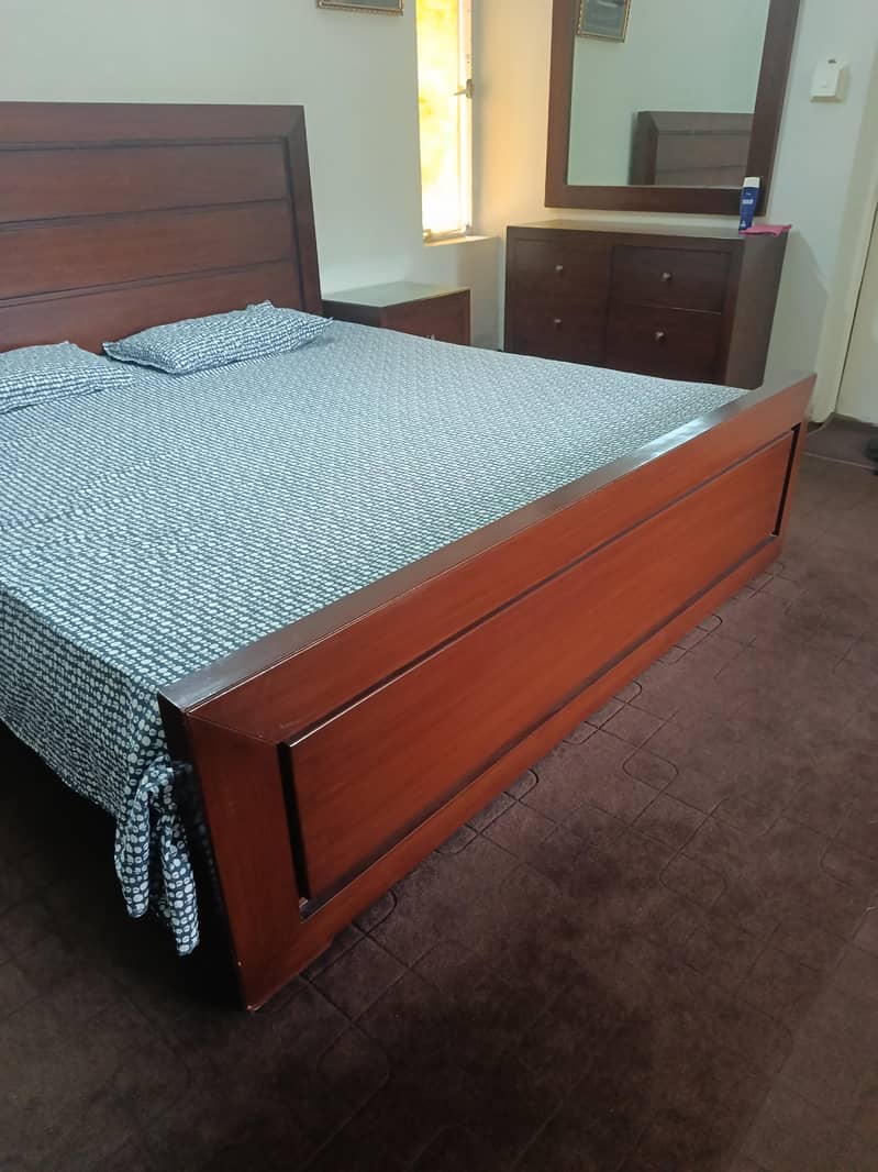 King Size Double bed 4