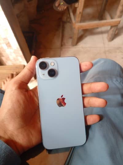 Apple iPhone 14