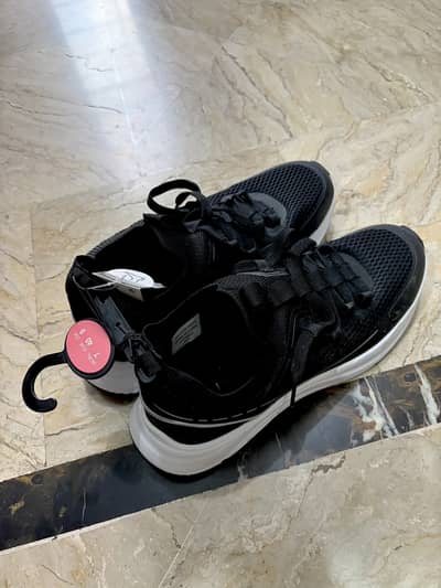 Brand New UK Imported Men's Shoes - UK 7 / EUR 40