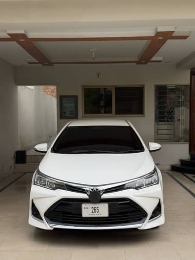 Toyota Altis 1.6 CVT 2025