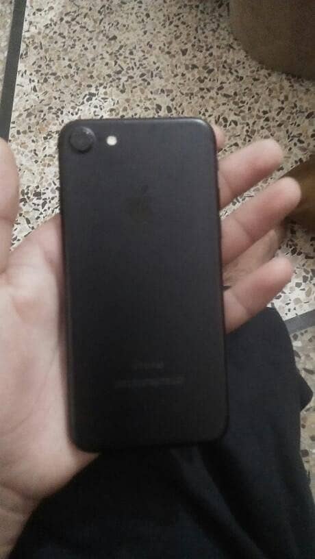 Apple iPhone 7 6