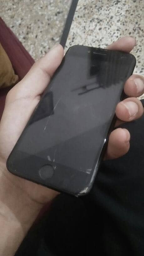 Apple iPhone 7 15