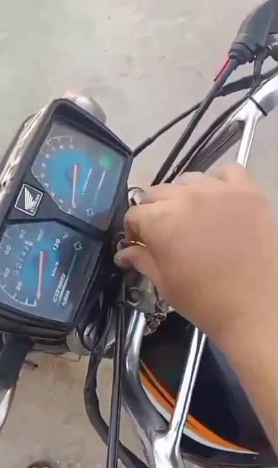 Honda 125 Model 2018. call 03299224671