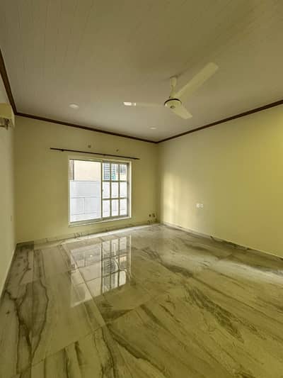 10 Marla Spanish Style House for Sale in DHA Phase 3 Sector B Islamabad | 4.70Crore