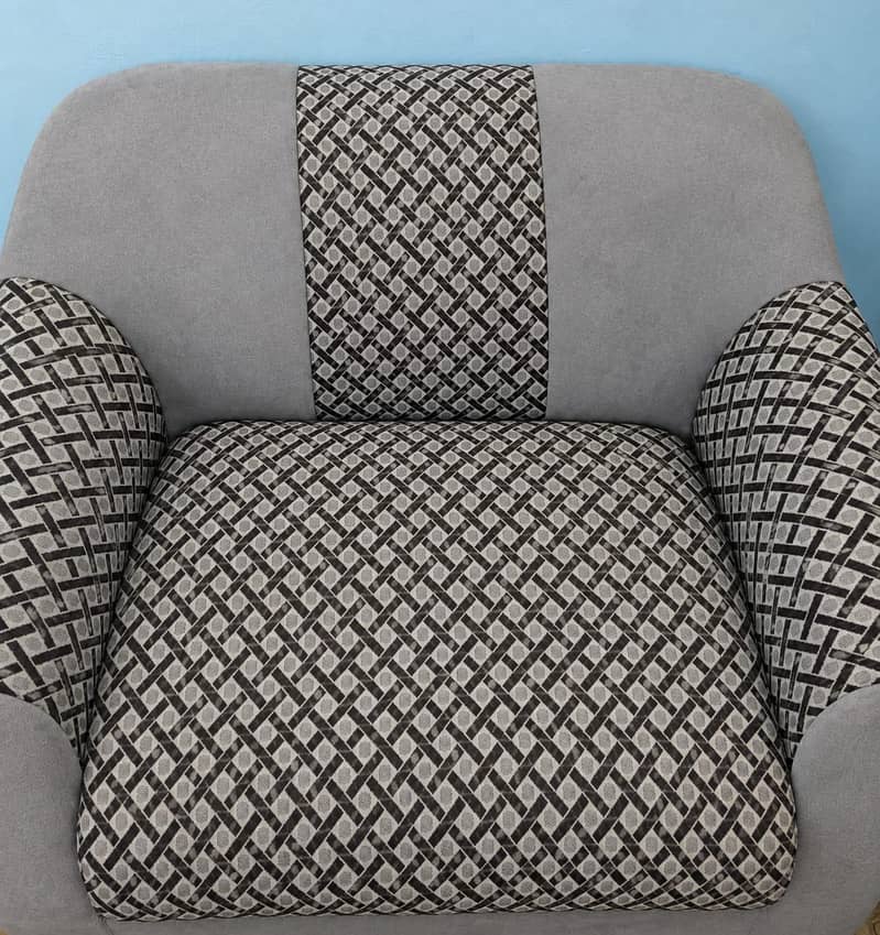 7 Seaters Sofa Set 0