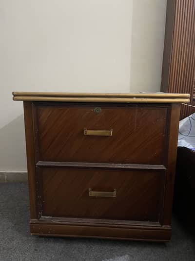 King size bed with side tables and dressing table