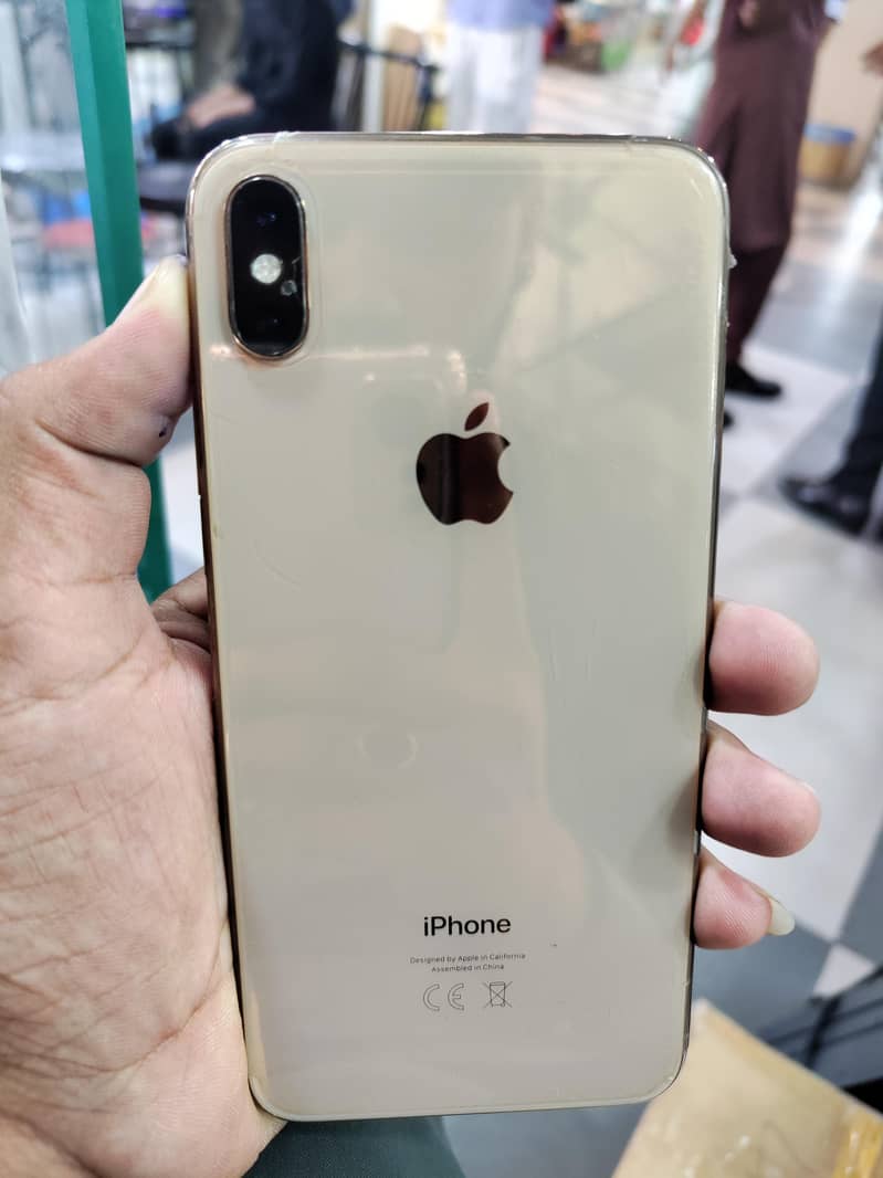 iPhone xs max 3