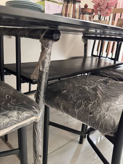 Glass dining table double top Almost New
