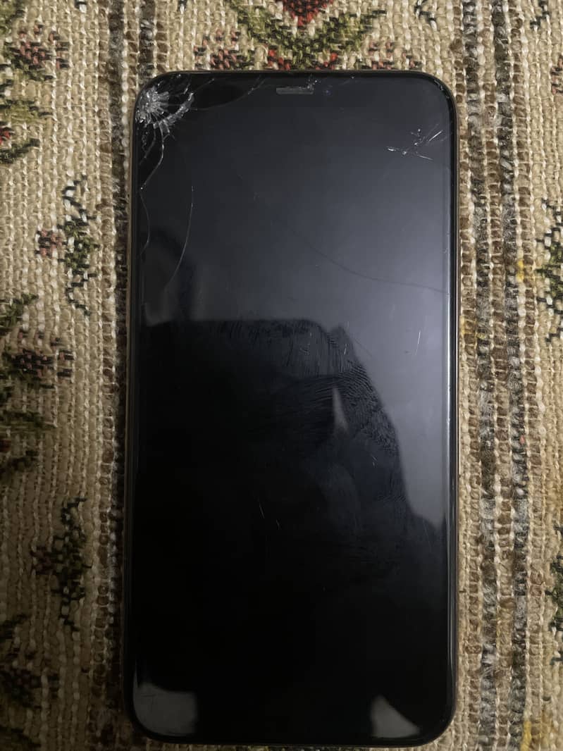 Apple iPhone 11 Pro 1