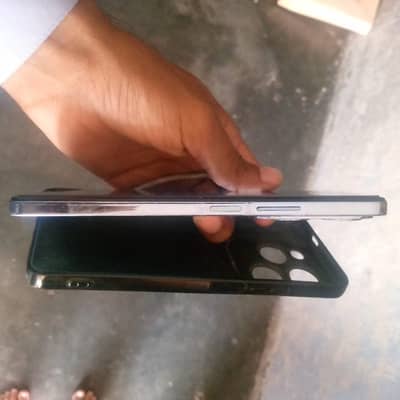 Infinix Hot 40