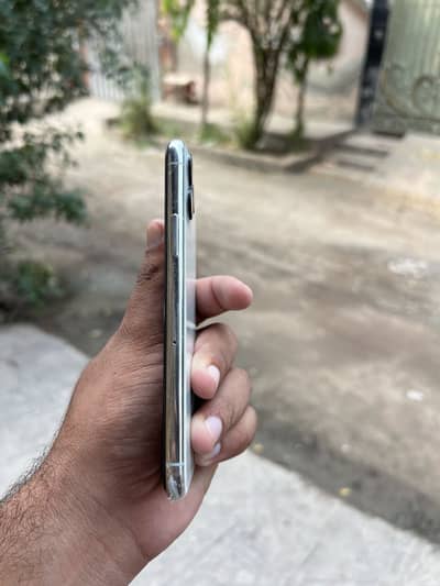 Apple iPhone 11 Pro