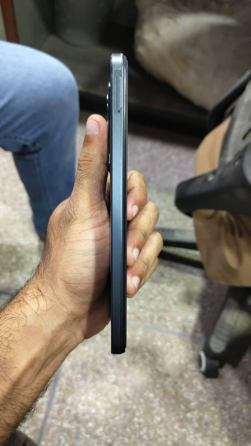 Realme C71 3