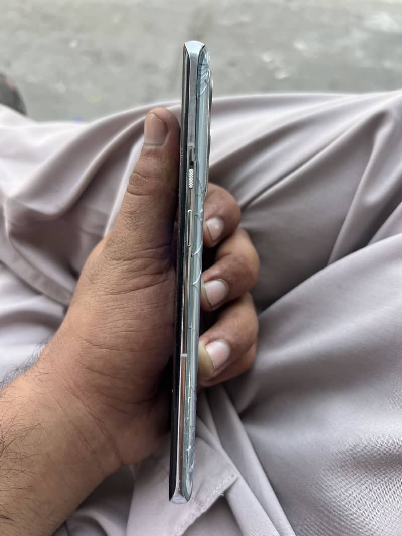 One Plus 9 Pro 2