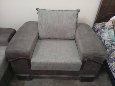 1 seat . 2 seats . 3 seats complete sofa set