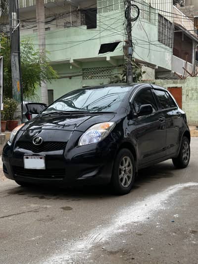 Toyota Vitz 2009 Reg 2012 Almost Original