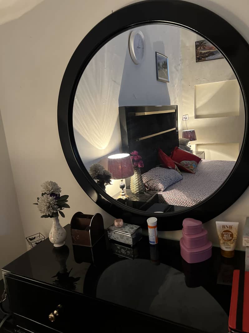 Bed side table dressing table matters 2 chairs 1