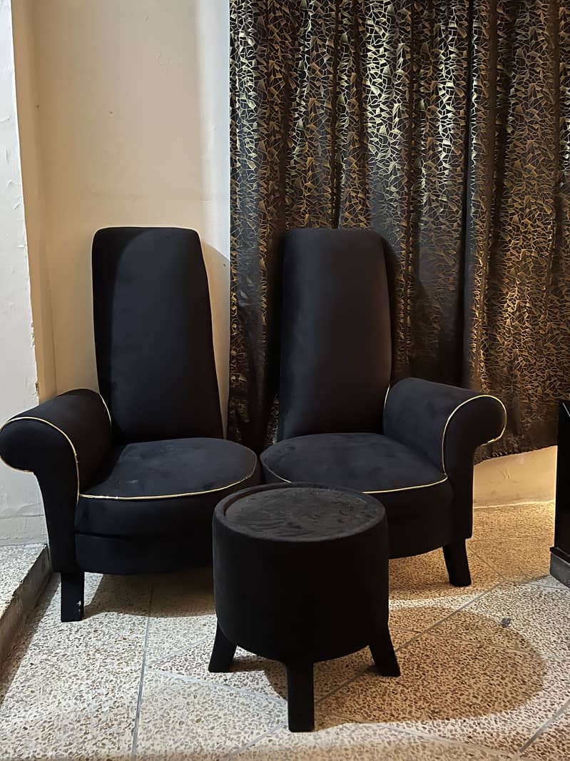 Bed side table dressing table matters 2 chairs 4