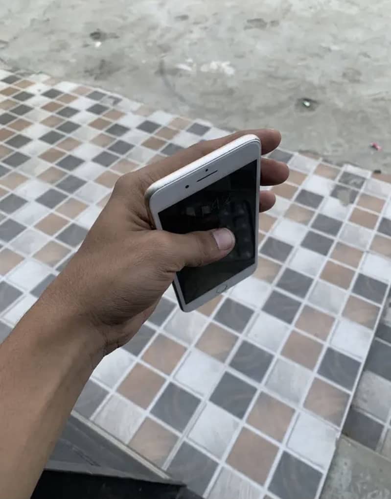 Apple iPhone 7 Plus pta 2