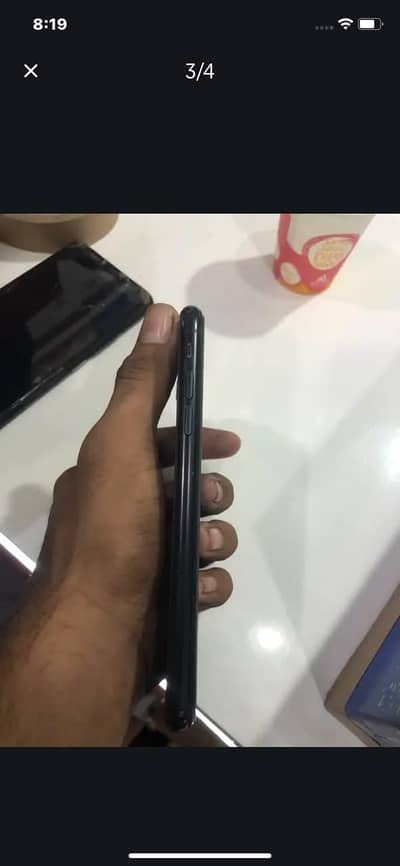 Apple iPhone XR