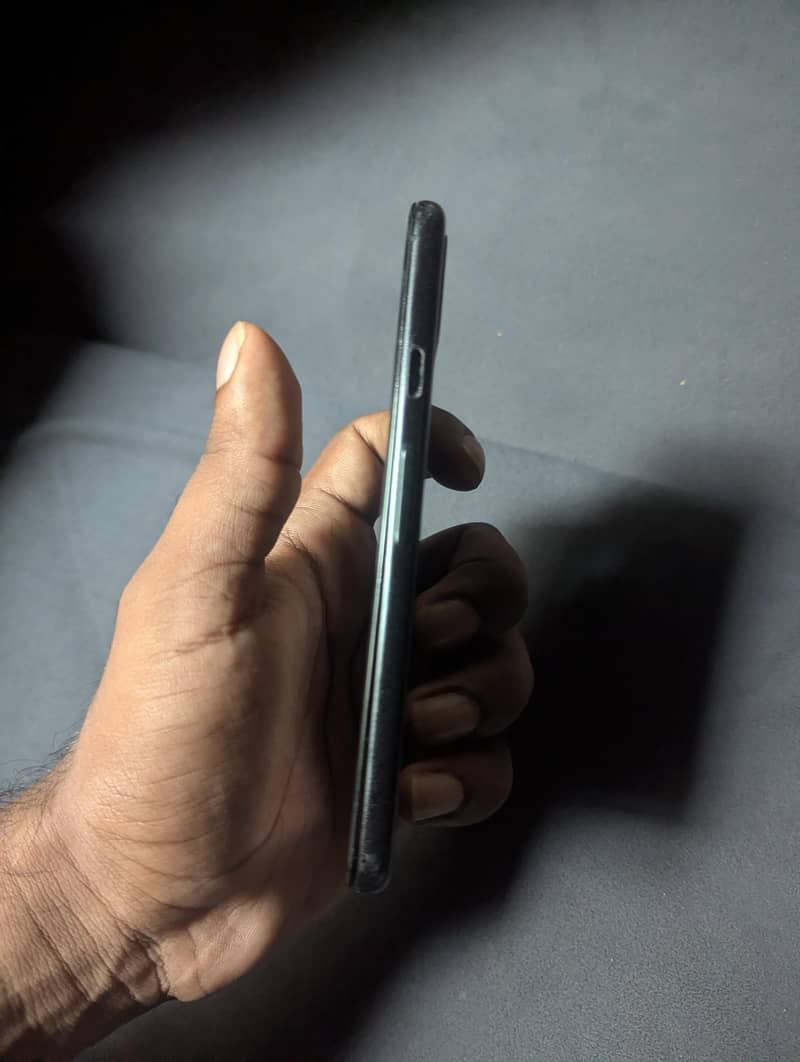 pixel 5 dotted 3